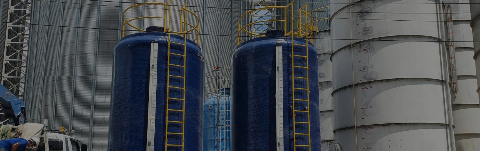 Gencon product ถังไฟเบอร์กลาส  ถังสารเคมี FRP Storage Tank