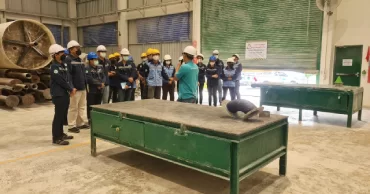 The Internal Training Course “Basic of Hand Lay Up”